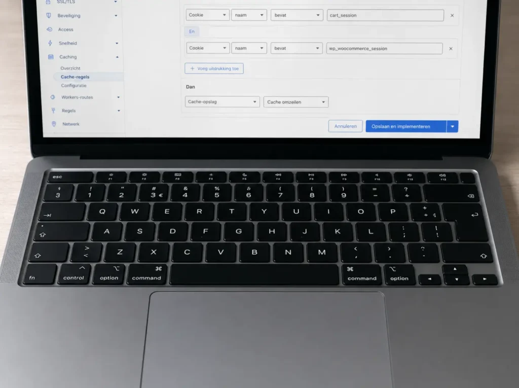 Cloudflare cache rules met cookie-based bypass voor WooCommerce winkelwagen en checkout pagina's